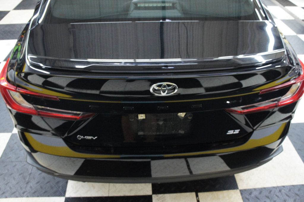 Toyota Camry photo 21