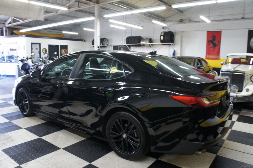 Toyota Camry photo 22