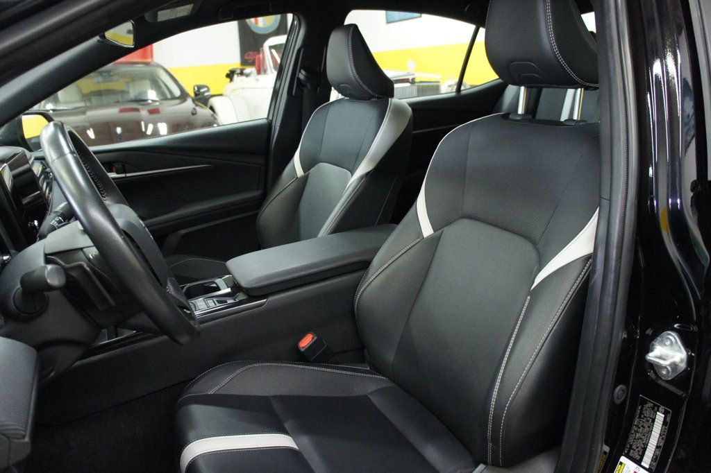 Toyota Camry photo 28