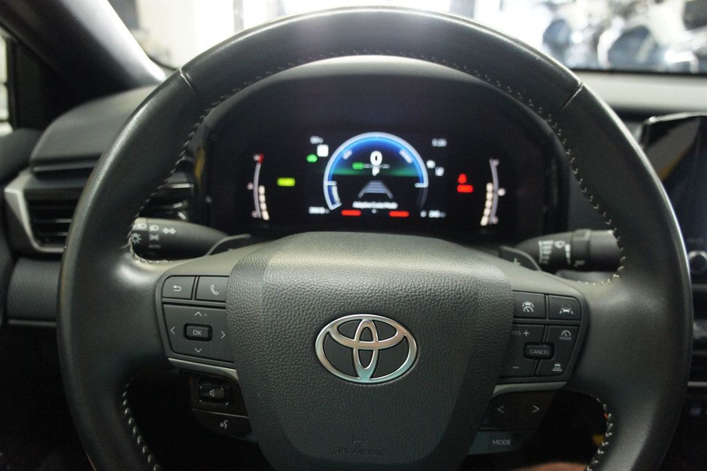 Toyota Camry photo 35