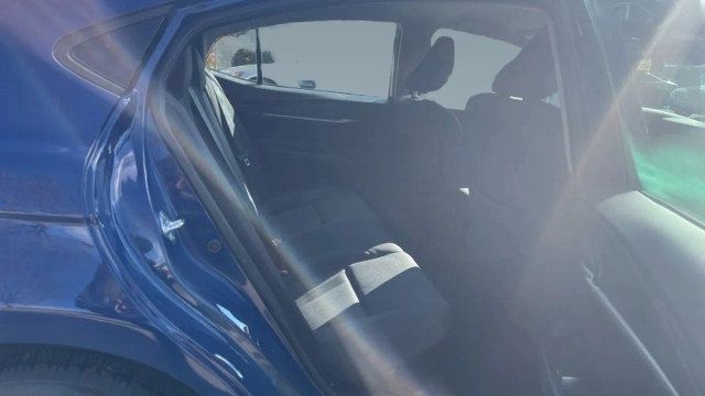 2025 Toyota Camry LE - 22988100 - 11