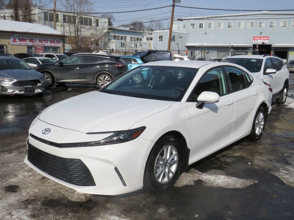 2025 Toyota Camry LE - 22977802 | Video 1