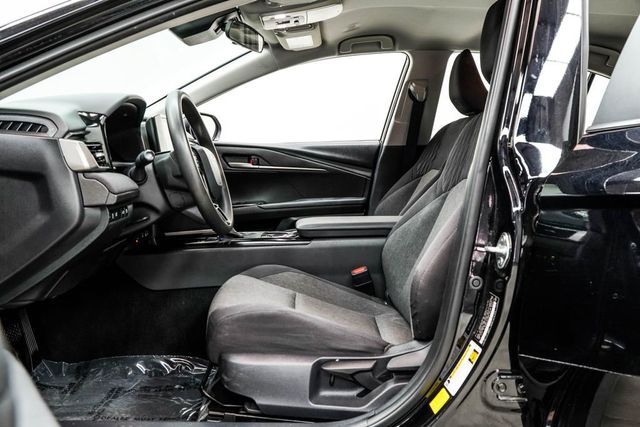 2025 Toyota Camry LE - 23009636 - 15
