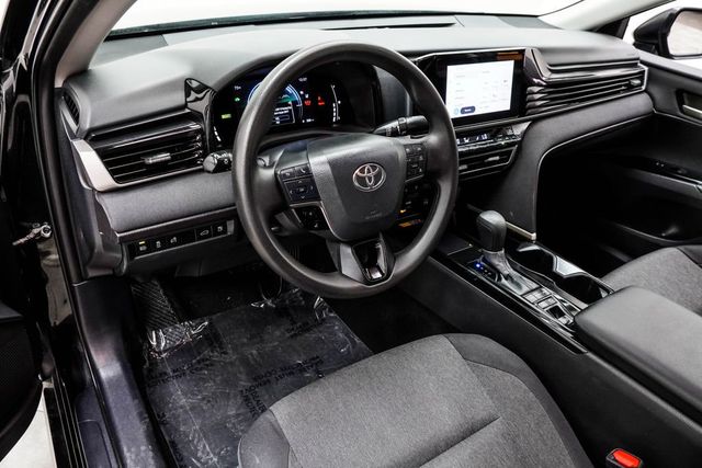 2025 Toyota Camry LE - 23009636 - 18