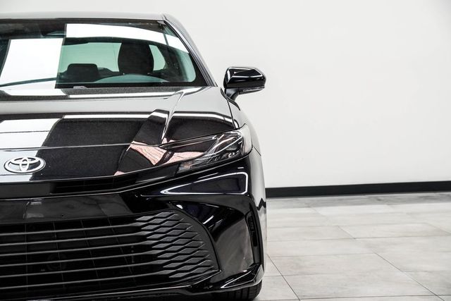 2025 Toyota Camry LE - 23009636 - 3