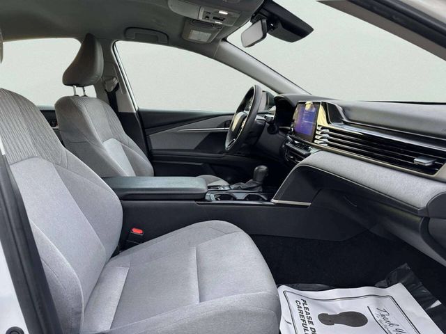2025 Toyota Camry LE - 23038112 - 19