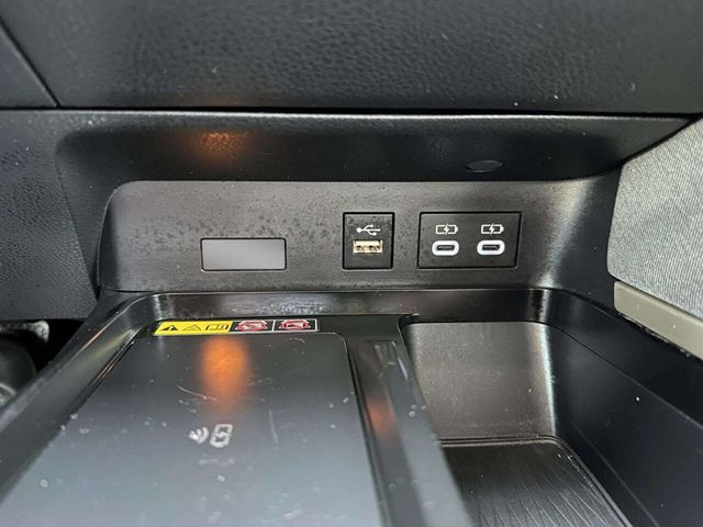 2025 Toyota Camry LE - 23038112 - 29