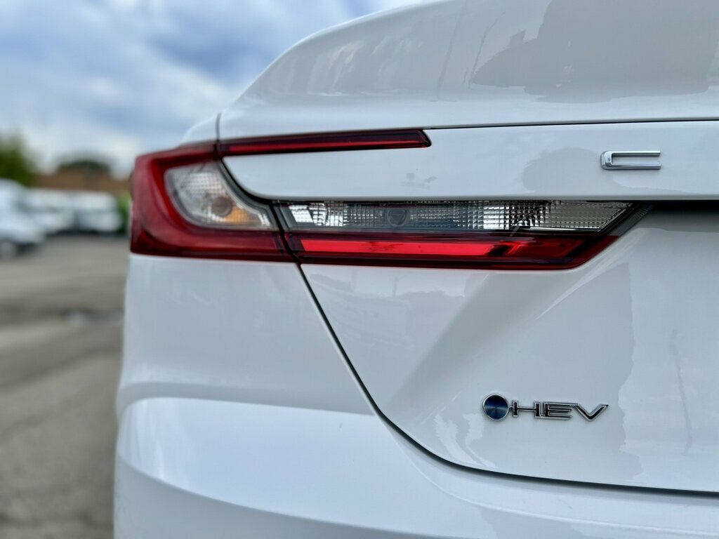 2025 Toyota Camry LE - 23072253 - 9