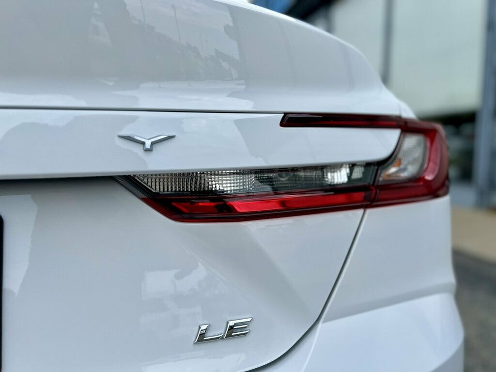 2025 Toyota Camry LE - 23072253 - 10
