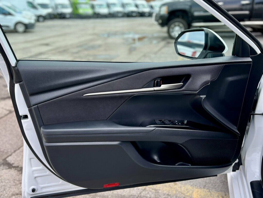 2025 Toyota Camry LE - 23072253 - 12