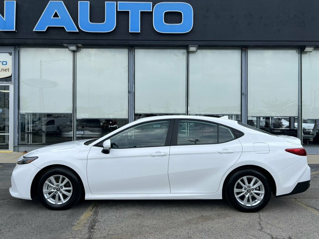 2025 Toyota Camry LE - 23072253 - 1