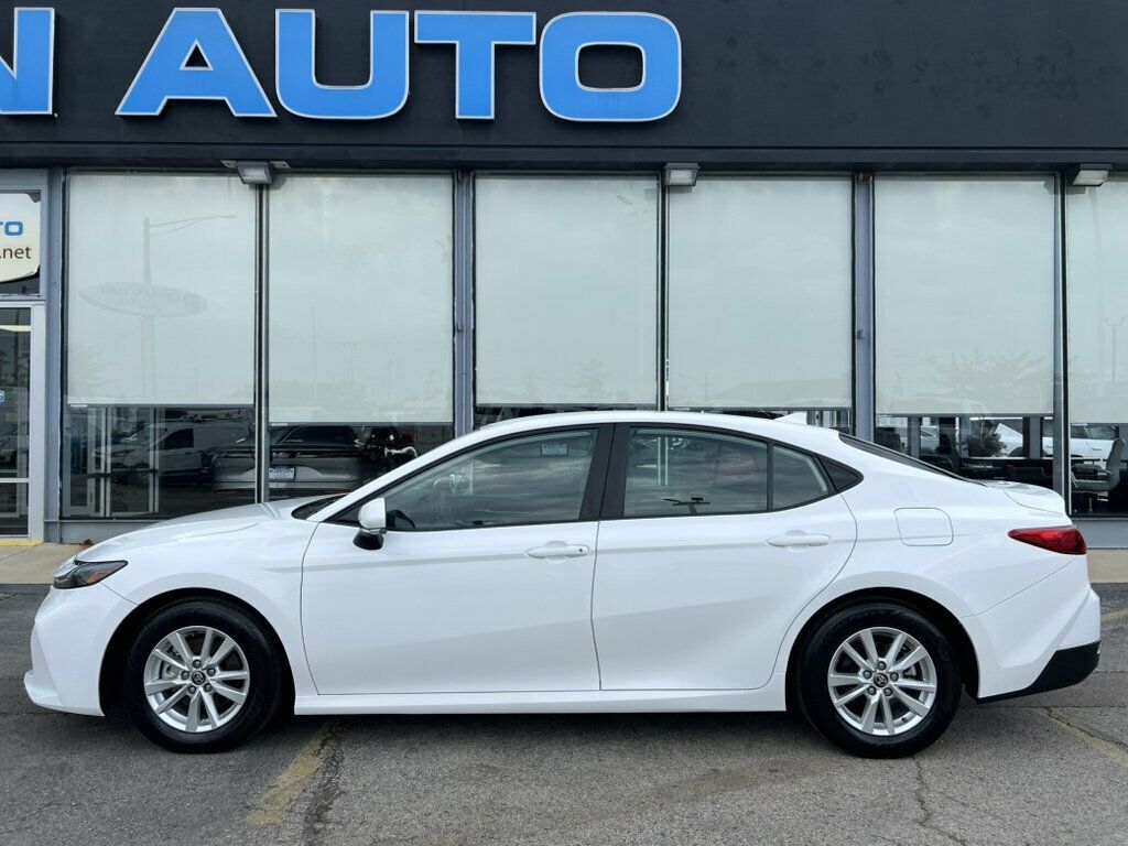 2025 Toyota Camry LE - 23072253 - 33