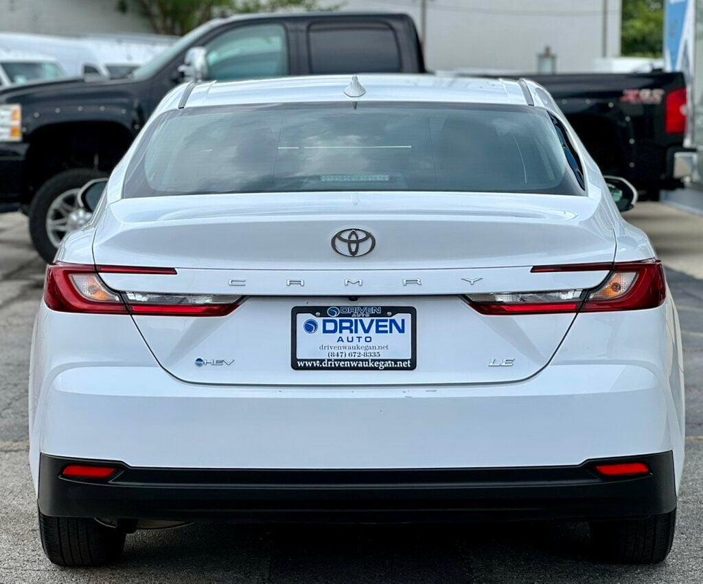 2025 Toyota Camry LE - 23072253 - 3