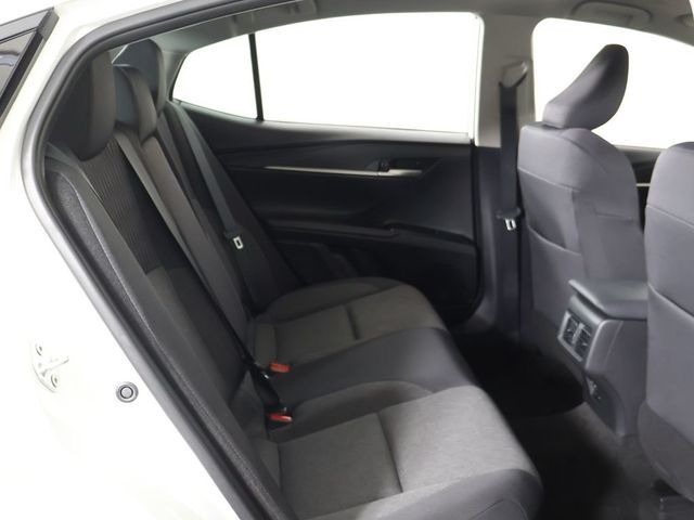 2025 Toyota Camry LE - 23057405 - 31