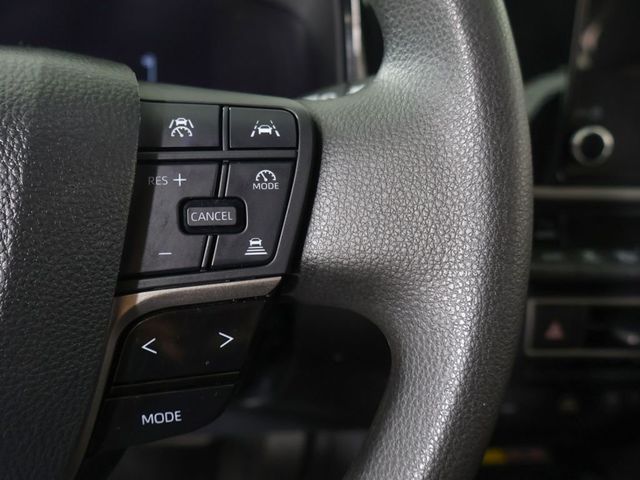 2025 Toyota Camry LE - 23057405 - 39