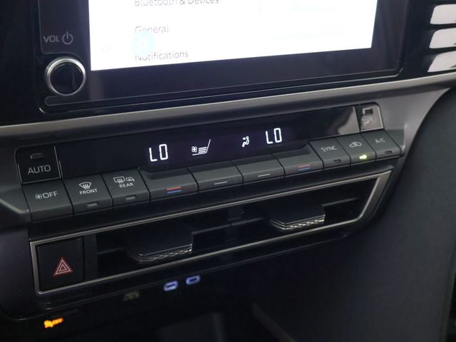 2025 Toyota Camry LE - 23057405 - 45