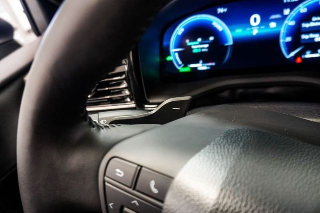 2025 Toyota Camry LE - 23005532 - 18