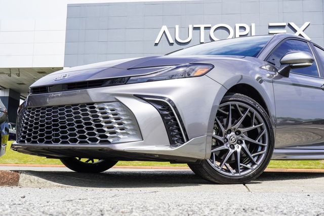 2025 Toyota Camry LE - 23005532 - 1