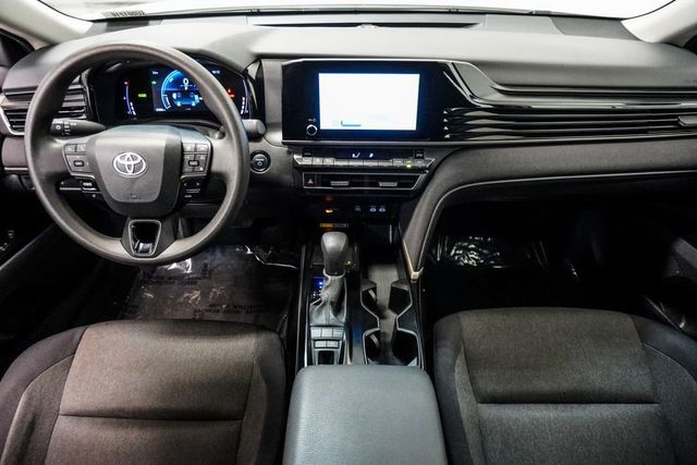 2025 Toyota Camry LE - 23010237 - 9