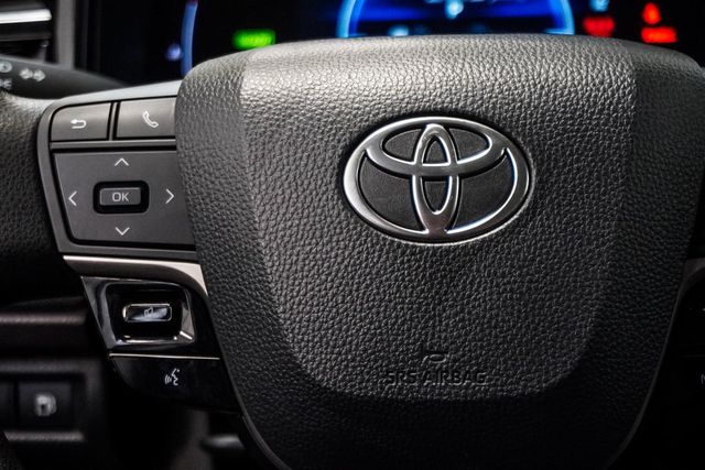 2025 Toyota Camry LE - 23010237 - 13