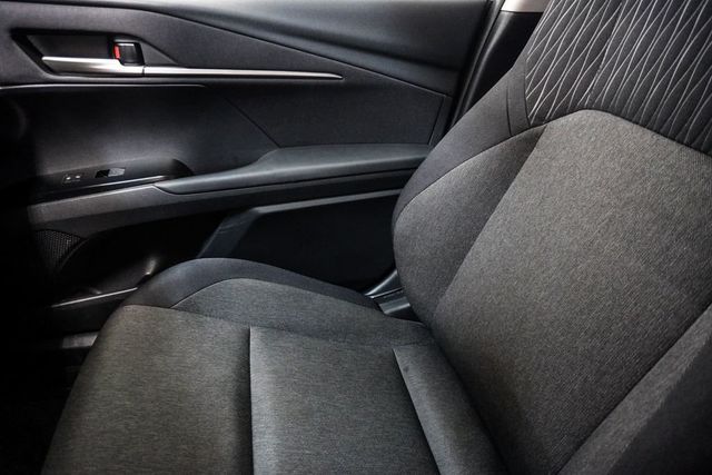 2025 Toyota Camry LE - 23010237 - 23