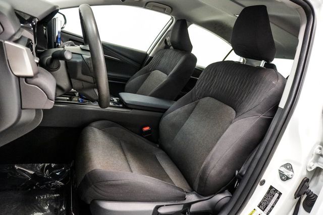 2025 Toyota Camry LE - 23010237 - 5