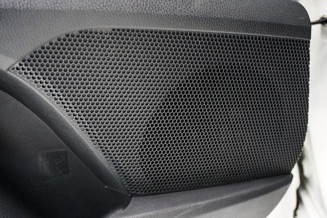 2025 Toyota Camry LE - 23010237 - 7