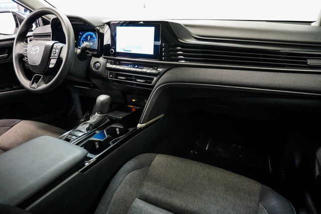 2025 Toyota Camry LE - 23010237 - 8