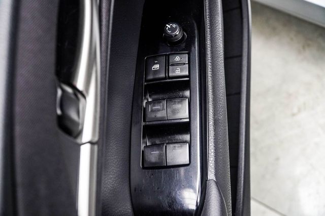 2025 Toyota Camry LE - 23007617 - 29