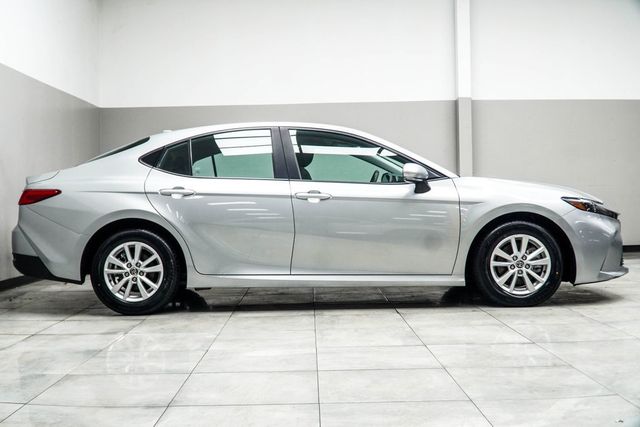 2025 Toyota Camry LE - 23007617 - 5