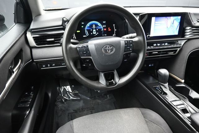 2025 Toyota Camry LE - 23062770 - 10