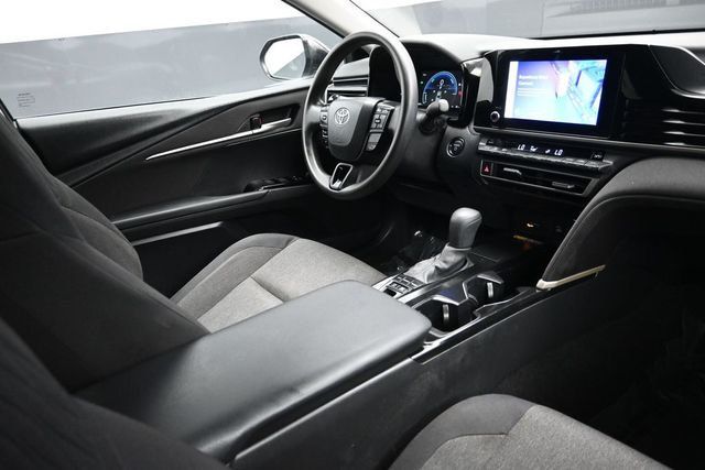 2025 Toyota Camry LE - 23062770 - 11