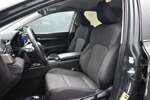 2025 Toyota Camry LE - 23062770 - 4