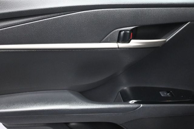 2025 Toyota Camry LE - 23062770 - 8
