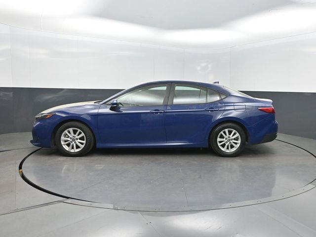 2025 Toyota Camry LE - 22995115 - 1