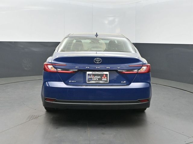 2025 Toyota Camry LE - 22995115 - 32
