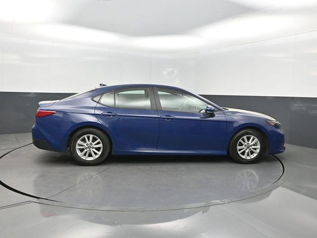 2025 Toyota Camry LE - 22995115 - 34