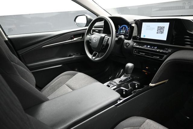 2025 Toyota Camry LE - 23062530 - 13