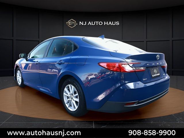 2025 Toyota Camry LE - 23055070 - 9