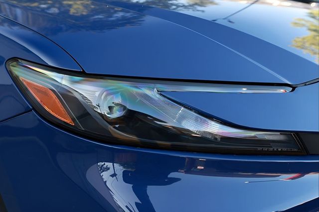 2025 Toyota Camry LE - 23055070 - 15