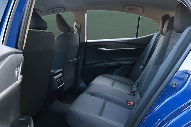 2025 Toyota Camry LE - 23055070 - 21