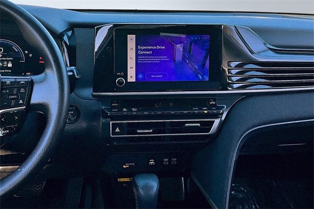 2025 Toyota Camry LE - 22931251 - 23