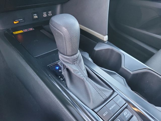 2025 Toyota Camry LE - 22949394 - 11