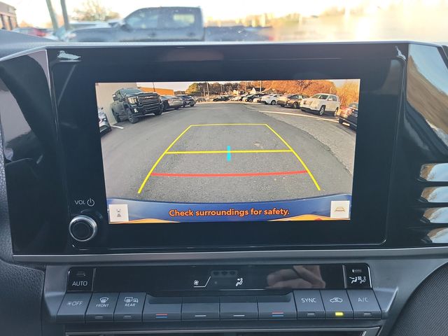 2025 Toyota Camry LE - 22949394 - 13