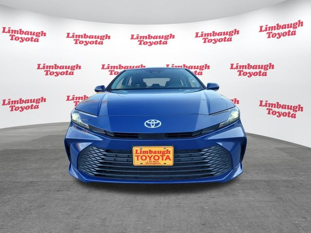 2025 Toyota Camry LE - 22949394 - 19