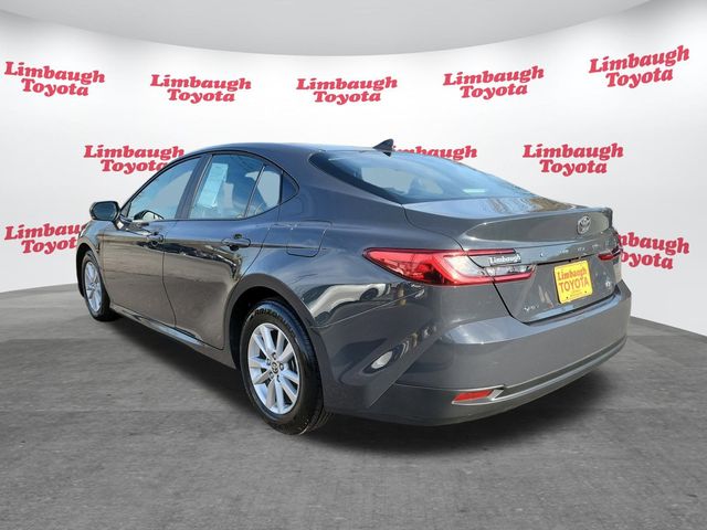 2025 Toyota Camry LE - 22949989 - 25