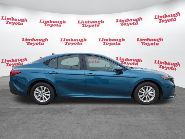 2025 Toyota Camry LE - 22961518 - 1