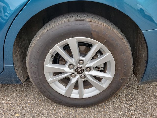 2025 Toyota Camry LE - 22961518 - 21