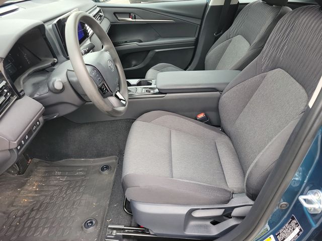 2025 Toyota Camry LE - 22961518 - 3