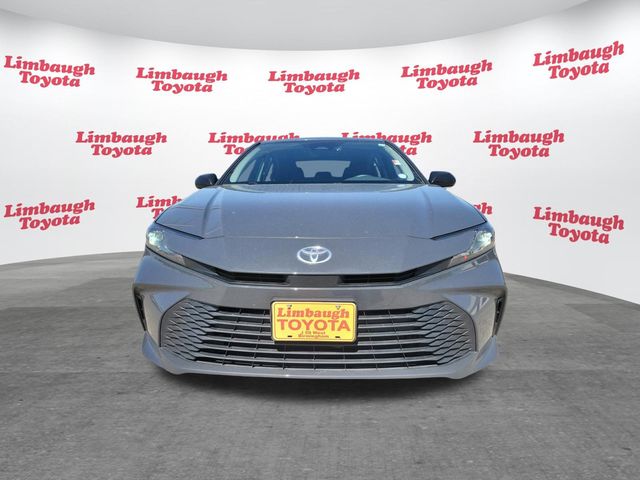 2025 Toyota Camry LE - 22988860 - 17